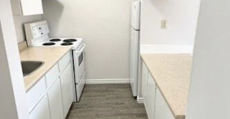 314-1715 West 11 Avenue, Vancouver, BC, V6J 2C2 - 5