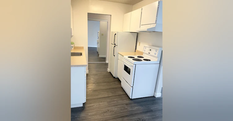 308-1715 West 11 Avenue, Vancouver, BC, V6J 2C2 - 3