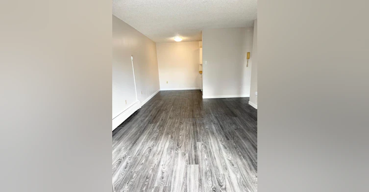 308-1715 West 11 Avenue, Vancouver, BC, V6J 2C2 - 2