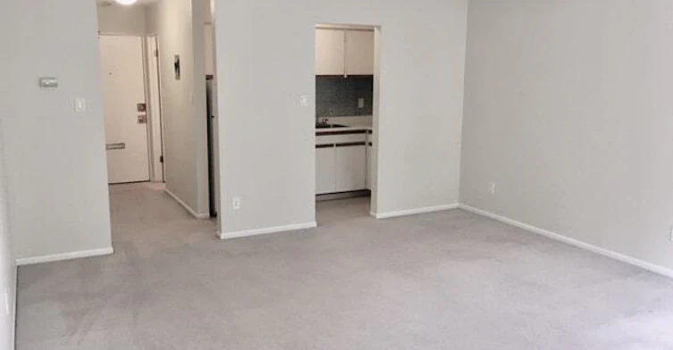 303-3300 Oak Street, Vancouver, BC, V6H 2L6