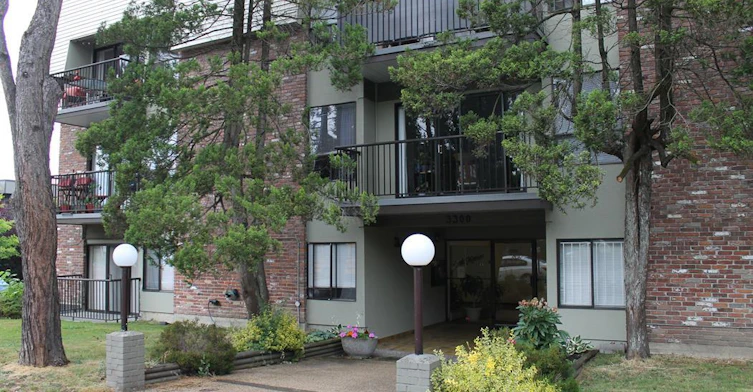 107-3300 Oak Street, Vancouver, BC, V6H 2L6 - 2