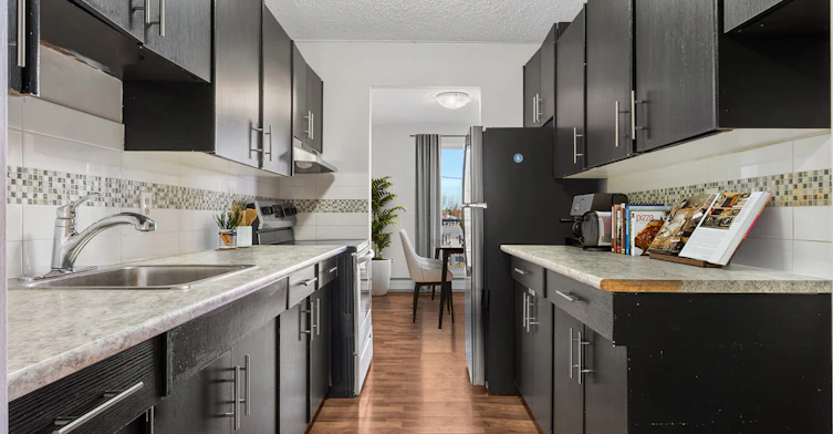 600 1 Street NE, Calgary, AB, T2E 3B3 - 6