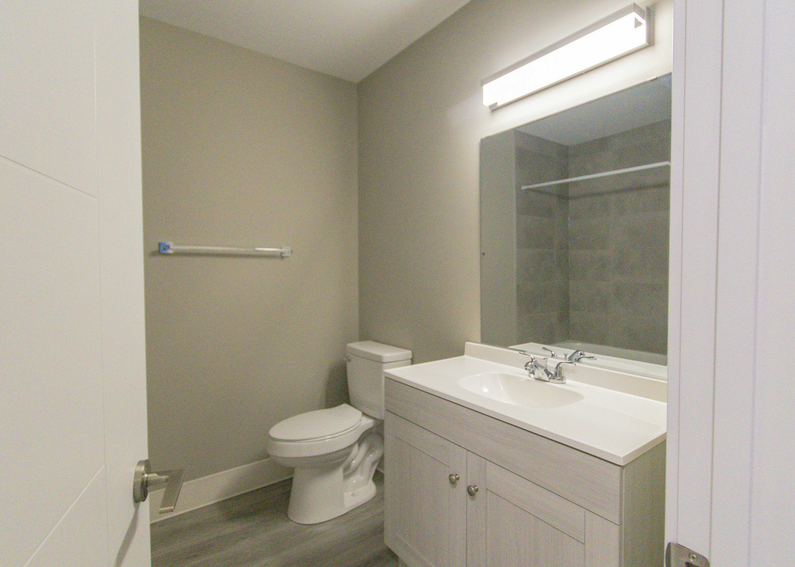 101-10645 113 Street, Edmonton, AB, T5H 3H7 - 13