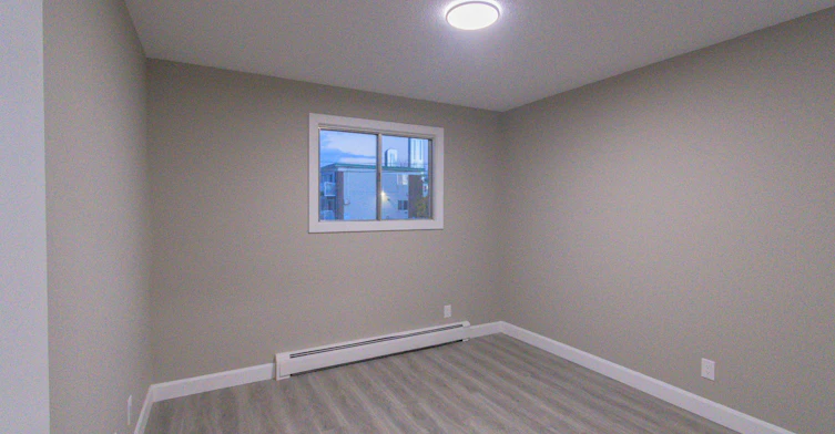 101-10645 113 Street, Edmonton, AB, T5H 3H7 - 16