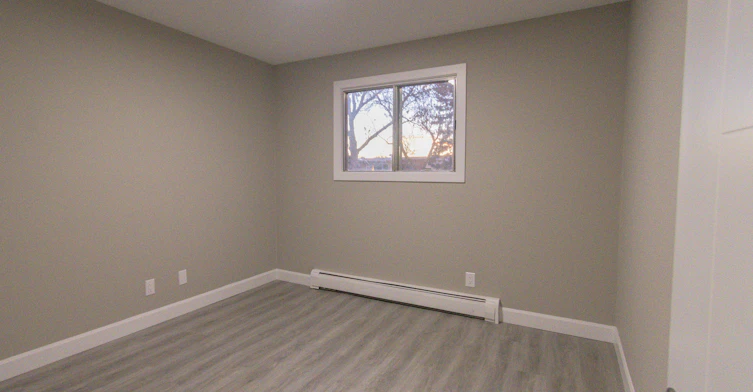 202-10645 113 Street, Edmonton, AB, T5H 3H7 - 12
