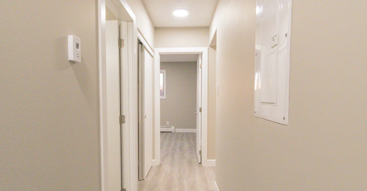 202-10645 113 Street, Edmonton, AB, T5H 3H7