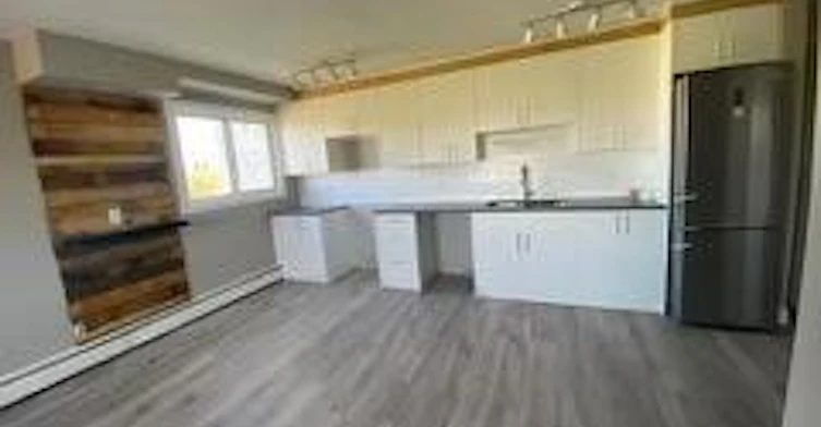 105-13025 69 Street, Edmonton, AB, T5C 0H5 - 2