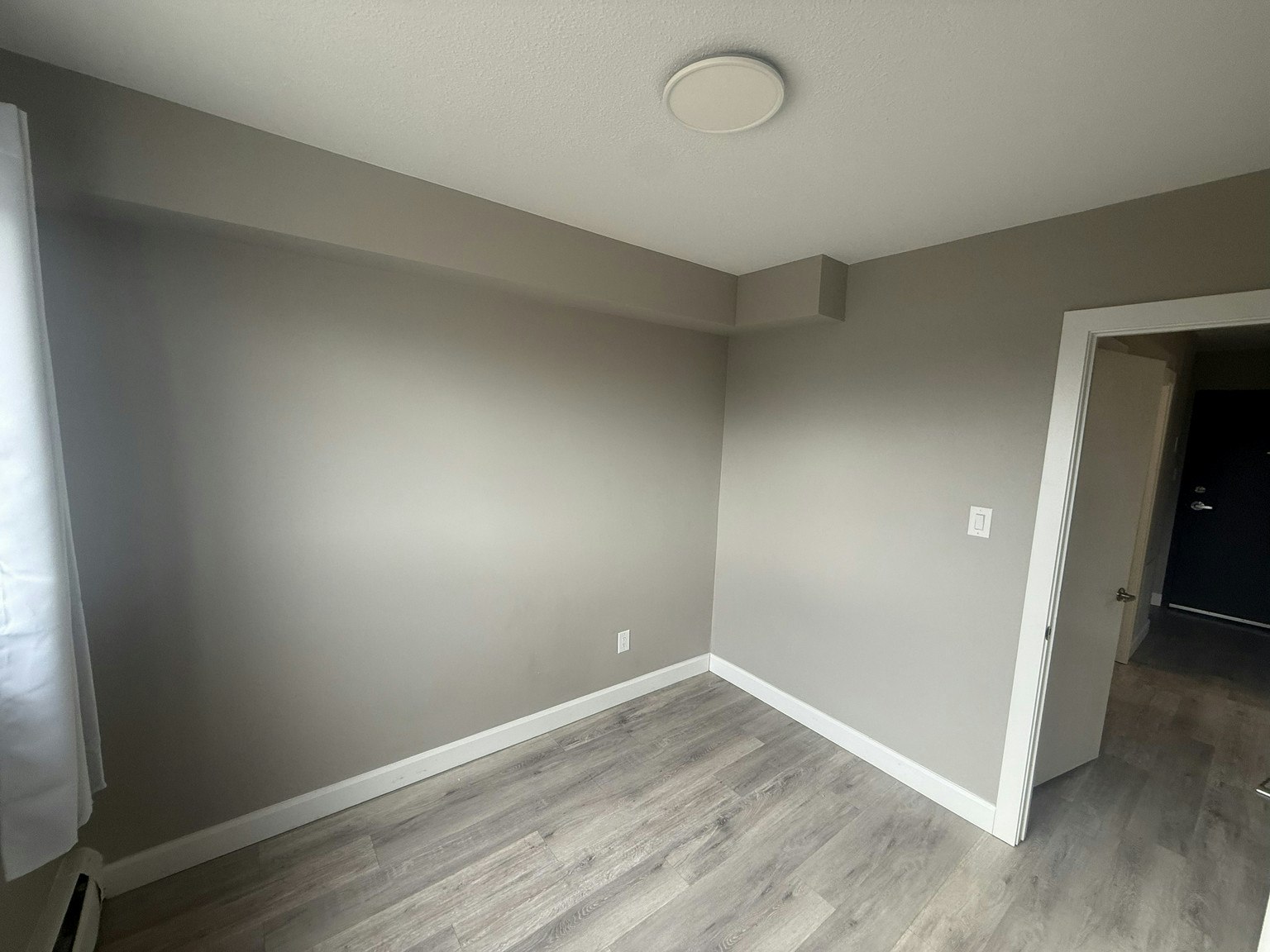 205-13025 69 Street, Edmonton, AB, T5C 0H5 - 5