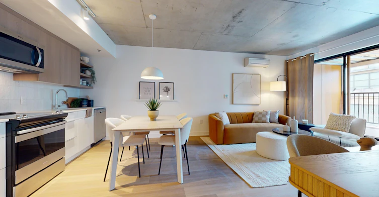 1 bedroom -245 Robert Bourassa Boulevard, Montréal, QC, H3C 1A4 - 16