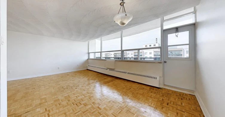 12 Goldfinch Court, Toronto, ON, M2R 2C4 - 7
