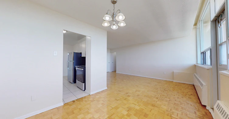 100 York Gate Boulevard, Toronto, ON, M3N 2C4 - 7