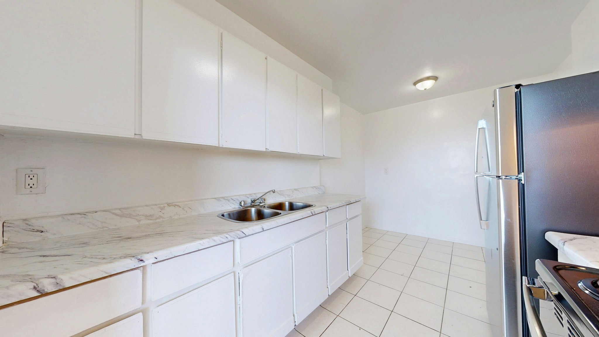 100 York Gate Boulevard, Toronto, ON, M3N 2C4 - 4