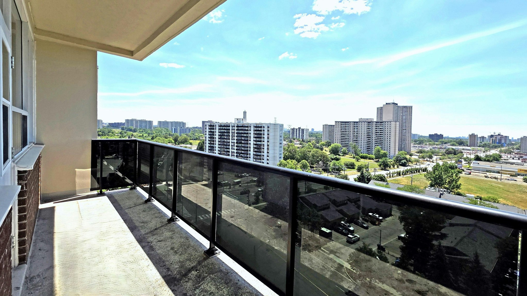 100 York Gate Boulevard, Toronto, ON, M3N 2C4 - 11