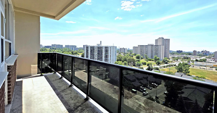 100 York Gate Boulevard, Toronto, ON, M3N 2C4 - 11