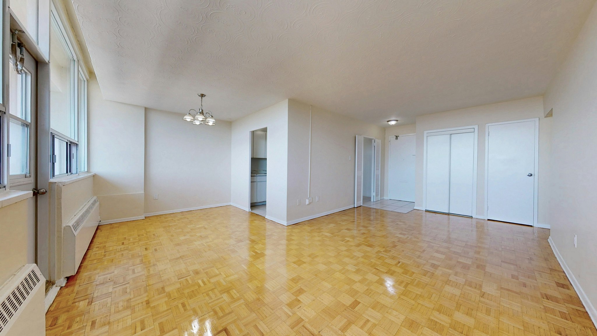 100 York Gate Boulevard, Toronto, ON, M3N 2C4 - 6