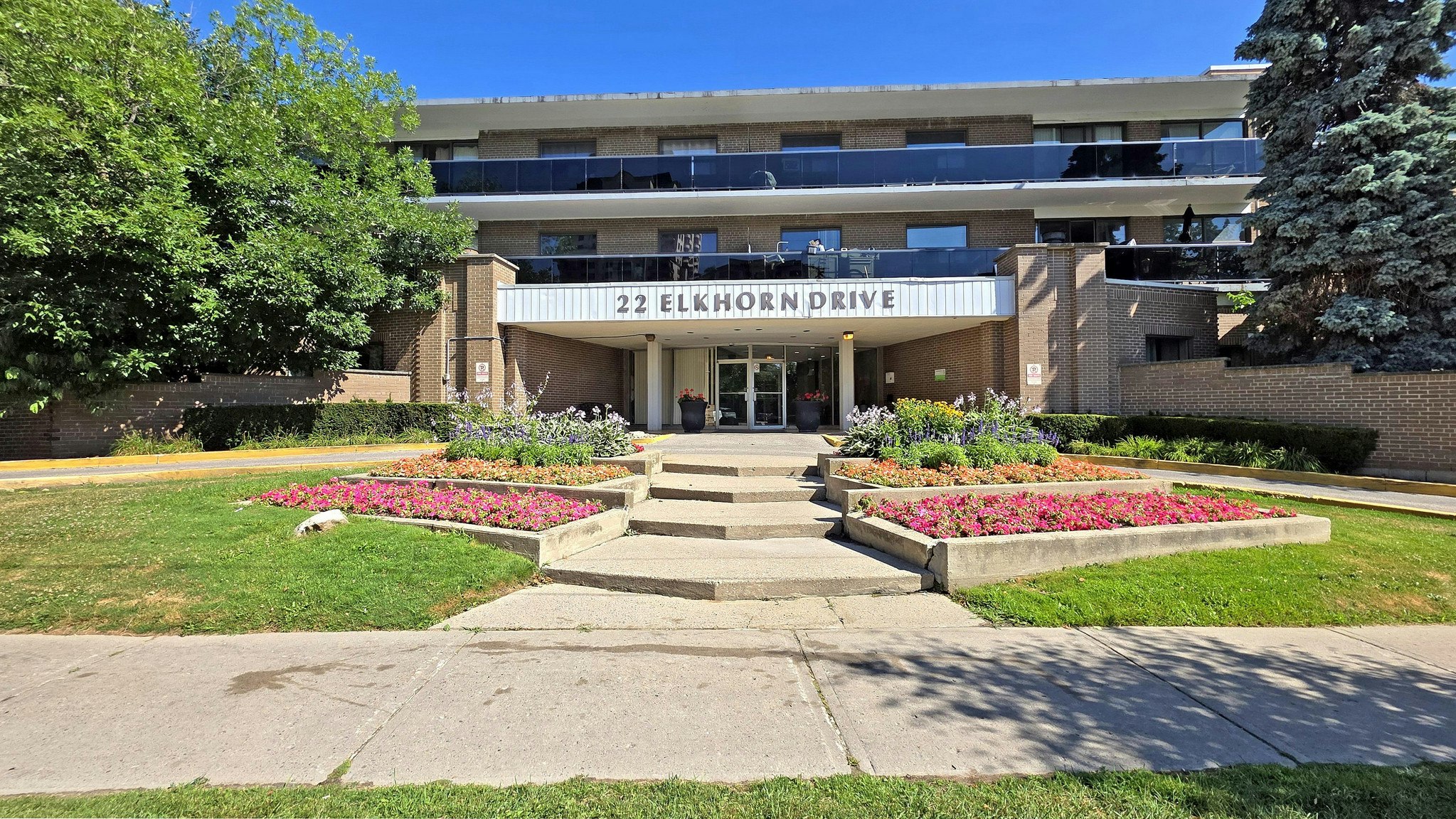 22 Elkhorn Drive, Toronto, ON, M2K 1J4 - 16