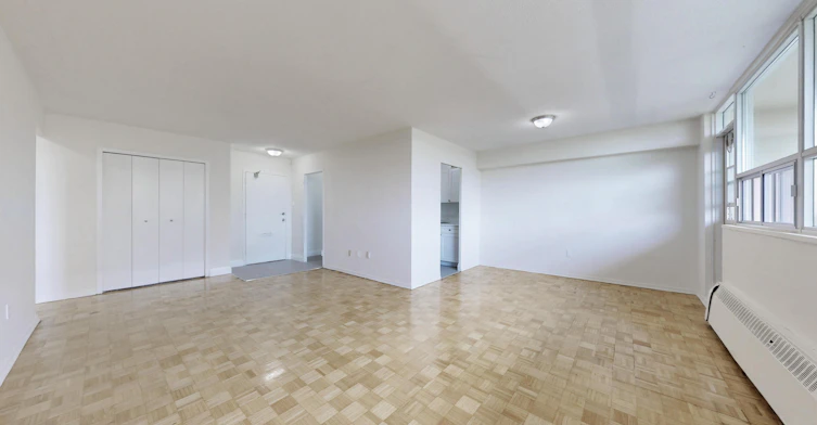 601 Finch Avenue West, Toronto, ON, M2R 1N9 - 5