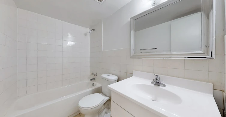4 Goldfinch Court, Toronto, ON, M2R 2C3 - 10