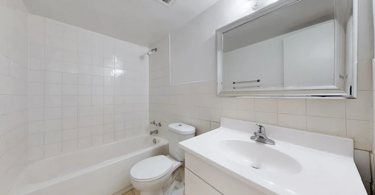 4 Goldfinch Court, Toronto, ON, M2R 2C3 - 10