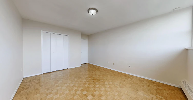 4 Goldfinch Court, Toronto, ON, M2R 2C3 - 9