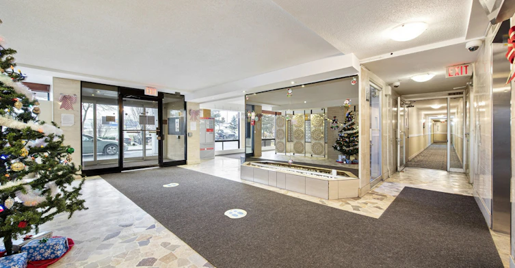 1441 Lawrence Avenue East, Toronto, ON, M4A 1W3 - 15