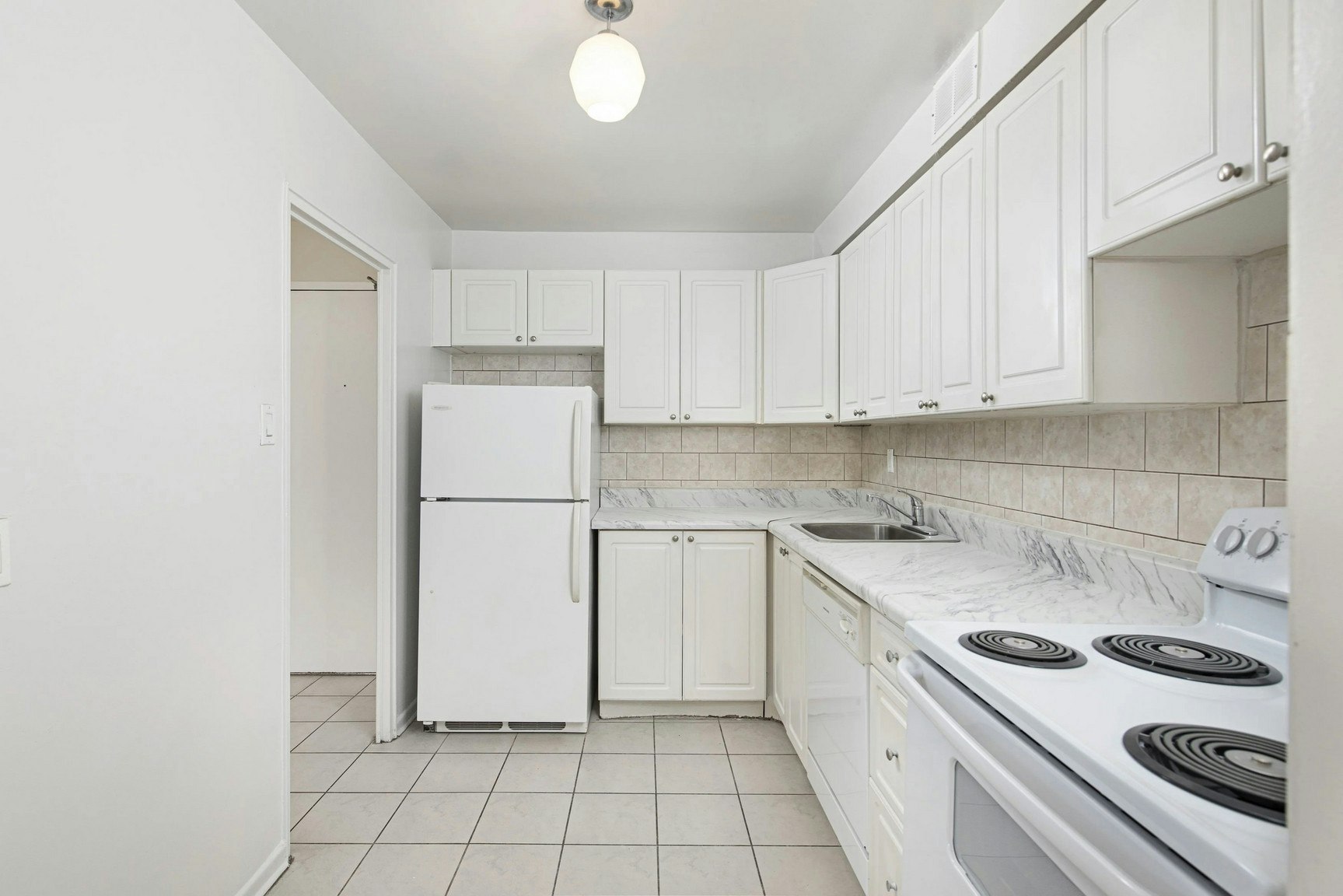 1441 Lawrence Avenue East, Toronto, ON, M4A 1W3 - 5