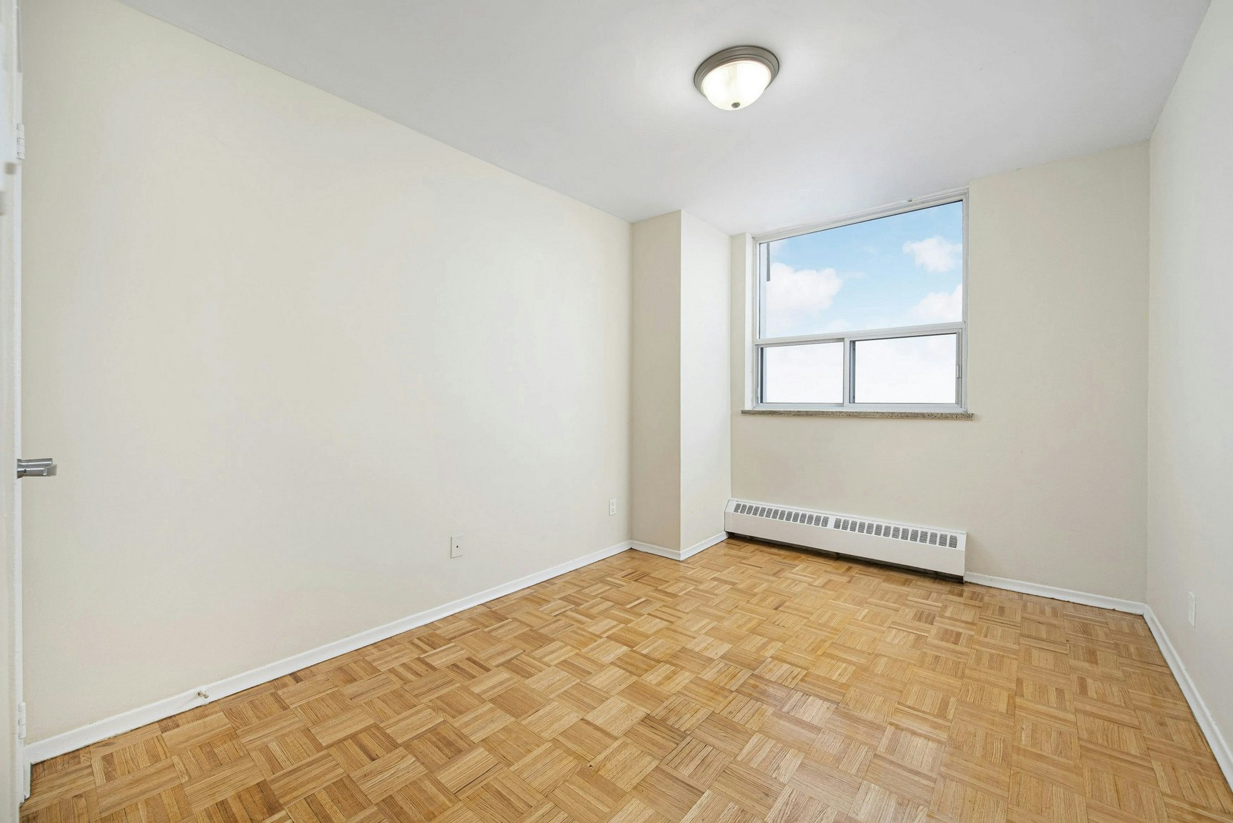 1441 Lawrence Avenue East, Toronto, ON, M4A 1W3 - 11