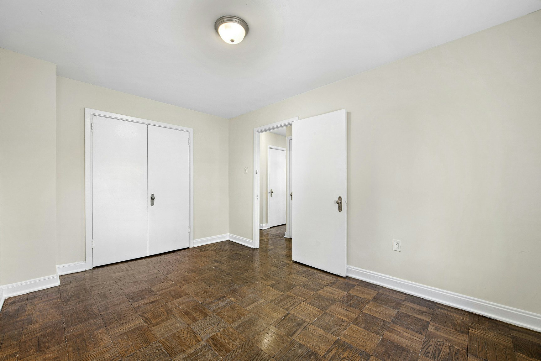 64 St. Clair Avenue West, Toronto, ON, M4V 1N1 - 11