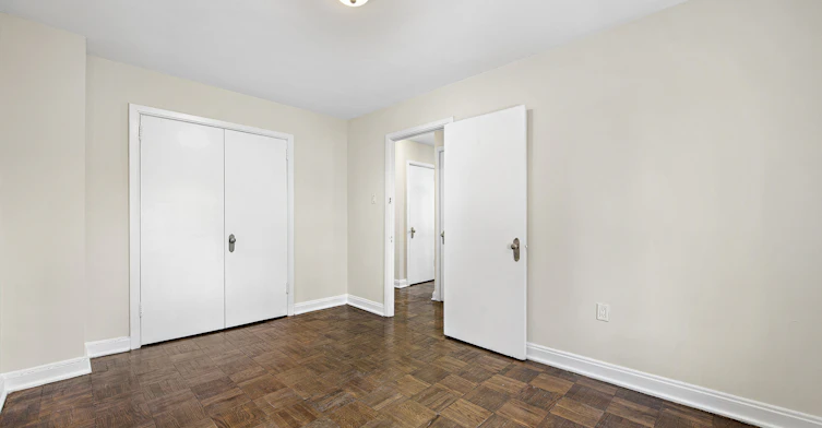64 St. Clair Avenue West, Toronto, ON, M4V 1N1 - 11