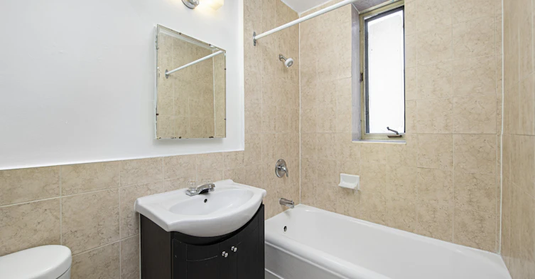 64 St. Clair Avenue West, Toronto, ON, M4V 1N1 - 12