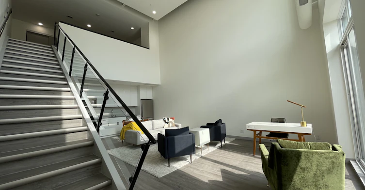 A - 10-5028 129 Avenue NW, Edmonton, AB, T5A 4N3 - 10