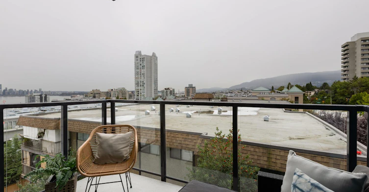 153 East 4th Street, North Vancouver, BC, V7M 2G5 - 11