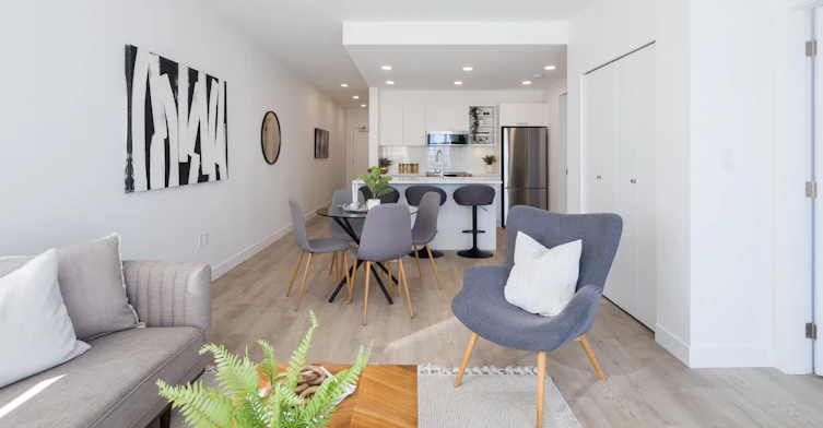 153 East 4th Street, North Vancouver, BC, V7M 2G5 - 5