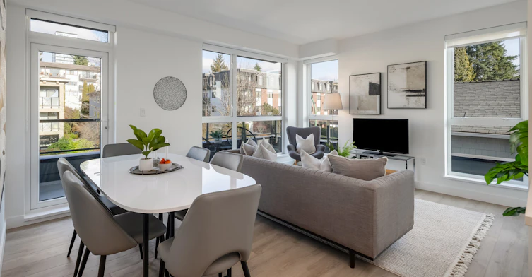 153 East 4th Street, North Vancouver, BC, V7M 2G5 - 2