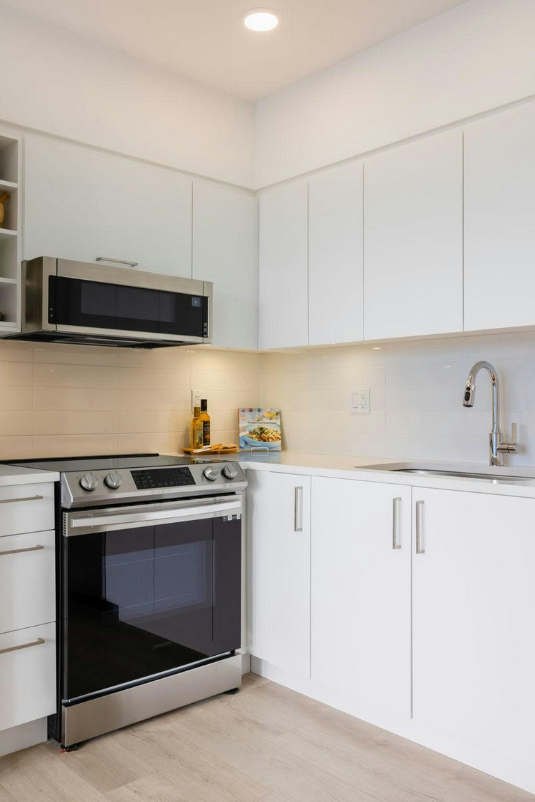 153 East 4th Street, North Vancouver, BC, V7M 2G5 - 3