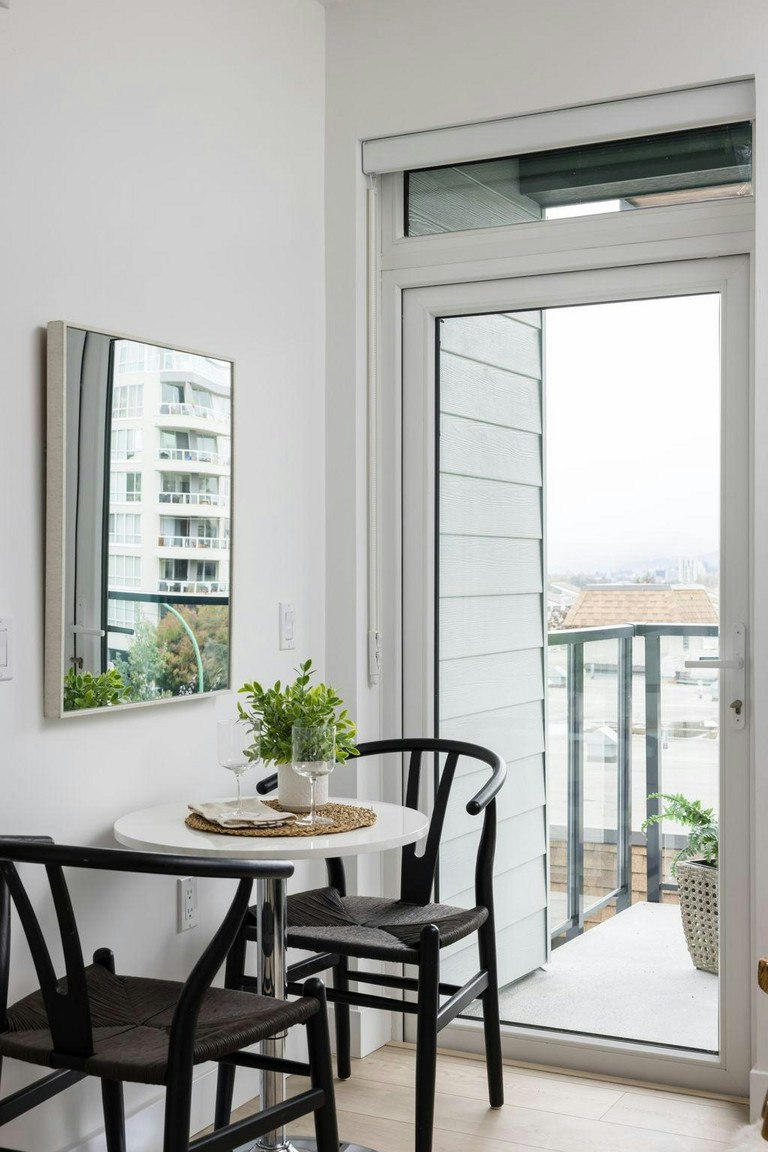 153 East 4th Street, North Vancouver, BC, V7M 2G5 - 5