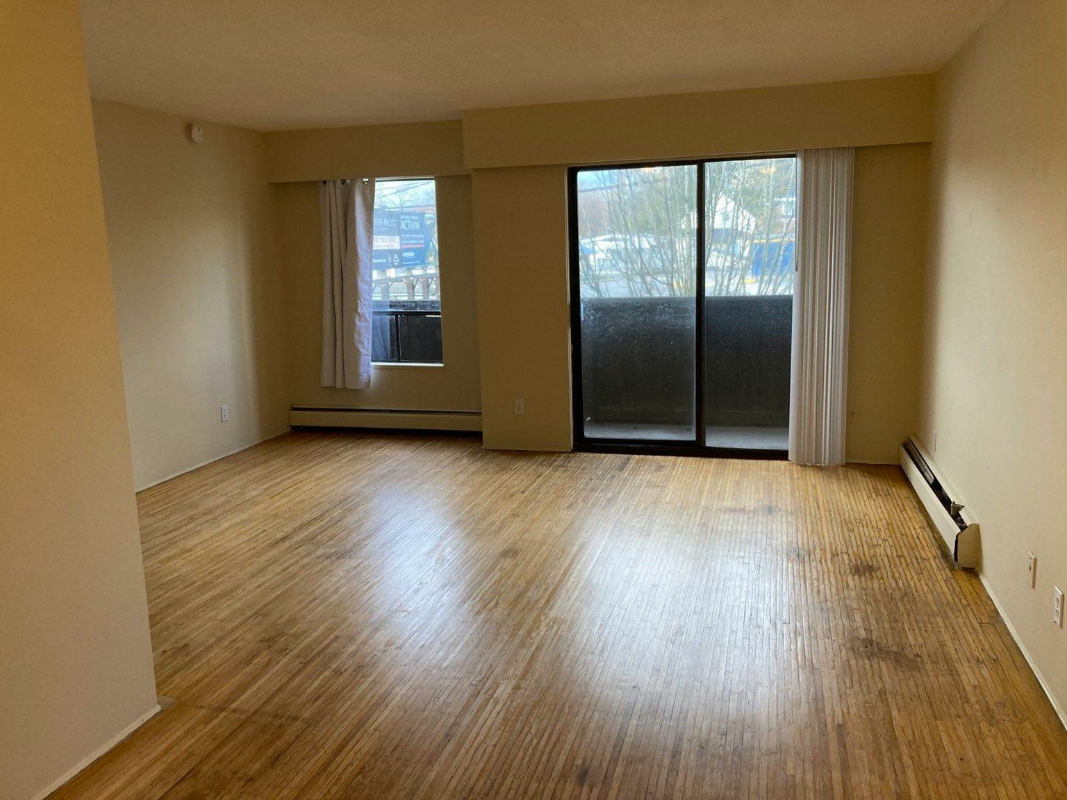211-3570 East Hastings Street, Vancouver, BC, V5K 2A7 - 10