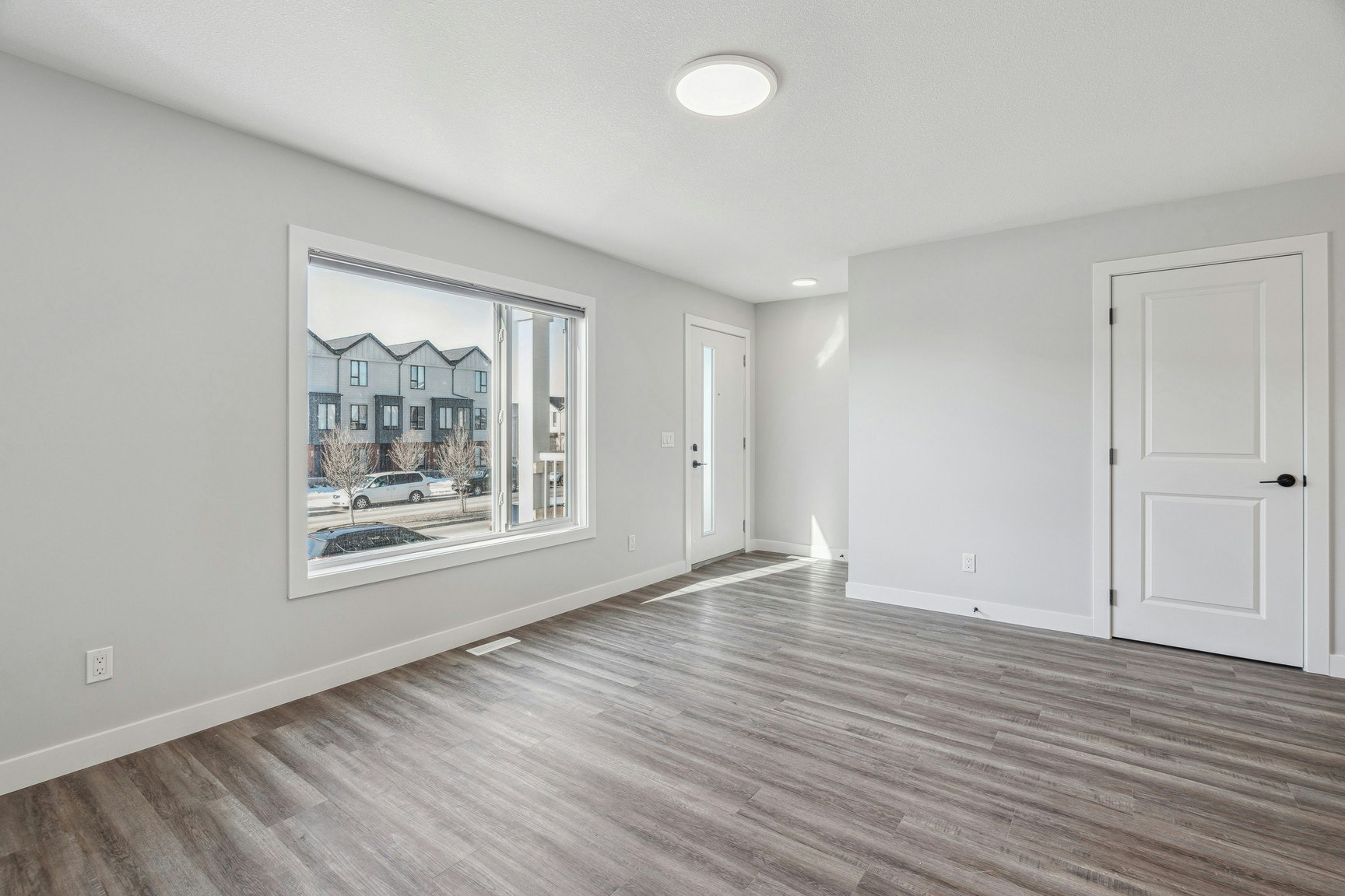 209-2 Ranchers Boulevard, Okotoks, AB, T1S 5X3 - 9