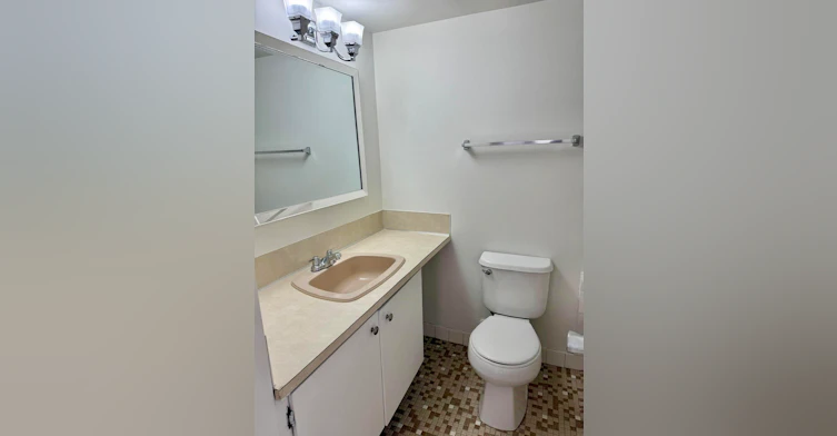 42-2020 Comox Street, Vancouver, BC, V6K 1H8 - 6