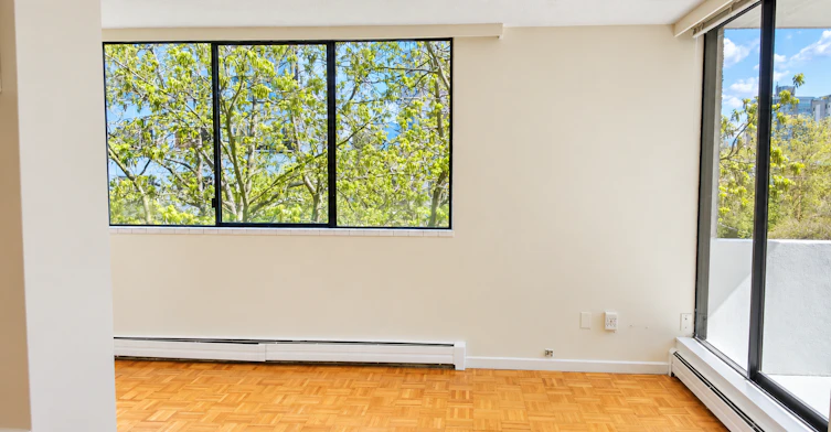 25-2020 Comox Street, Vancouver, BC, V6G 1R9 - 5