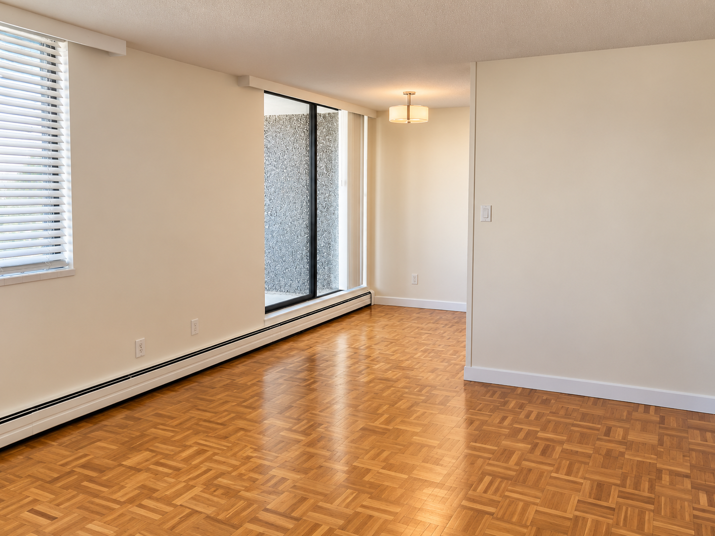 124-2020 Comox Street, Vancouver, BC, V6G 1R9 - 5
