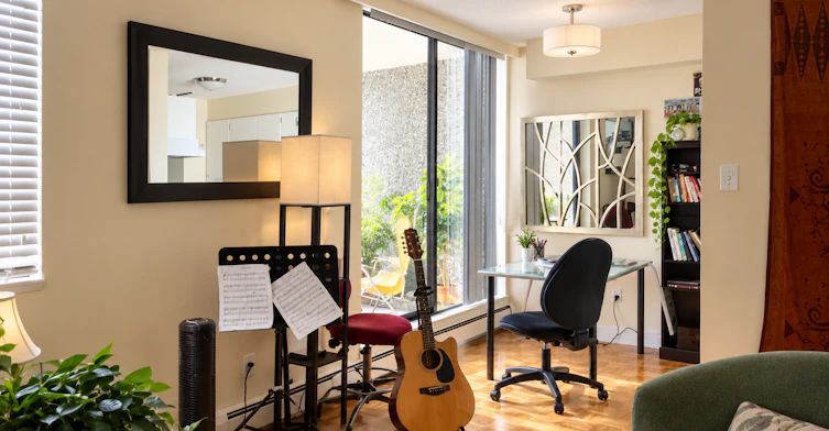 124-2020 Comox Street, Vancouver, BC, V6G 1R9 - 13