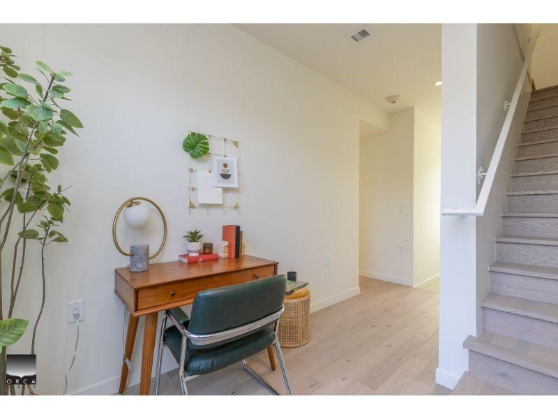 13-10 W 17th Avenue, Vancouver, BC, V5Y 1Z4 - 5