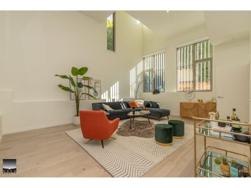 13-10 W 17th Avenue, Vancouver, BC, V5Y 1Z4 - 4