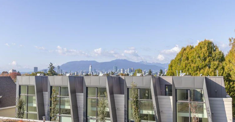 13-10 W 17th Avenue, Vancouver, BC, V5Y 1Z4 - 11