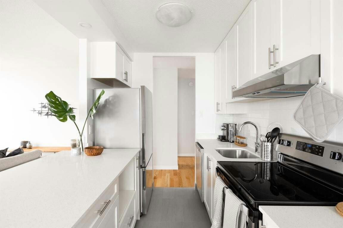 1703-195 21st Street, West Vancouver, BC, V7V 4A4 - 17