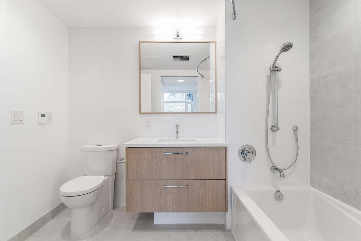 B-108-2100 Bellevue Avenue, West Vancouver, BC, V7V 0C1 - 11