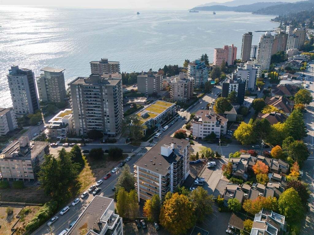 B-108-2100 Bellevue Avenue, West Vancouver, BC, V7V 0C1 - 6