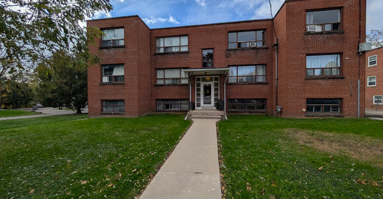 10-2128 Harris Crescent, Burlington, ON, L7R 1Z5 - 3