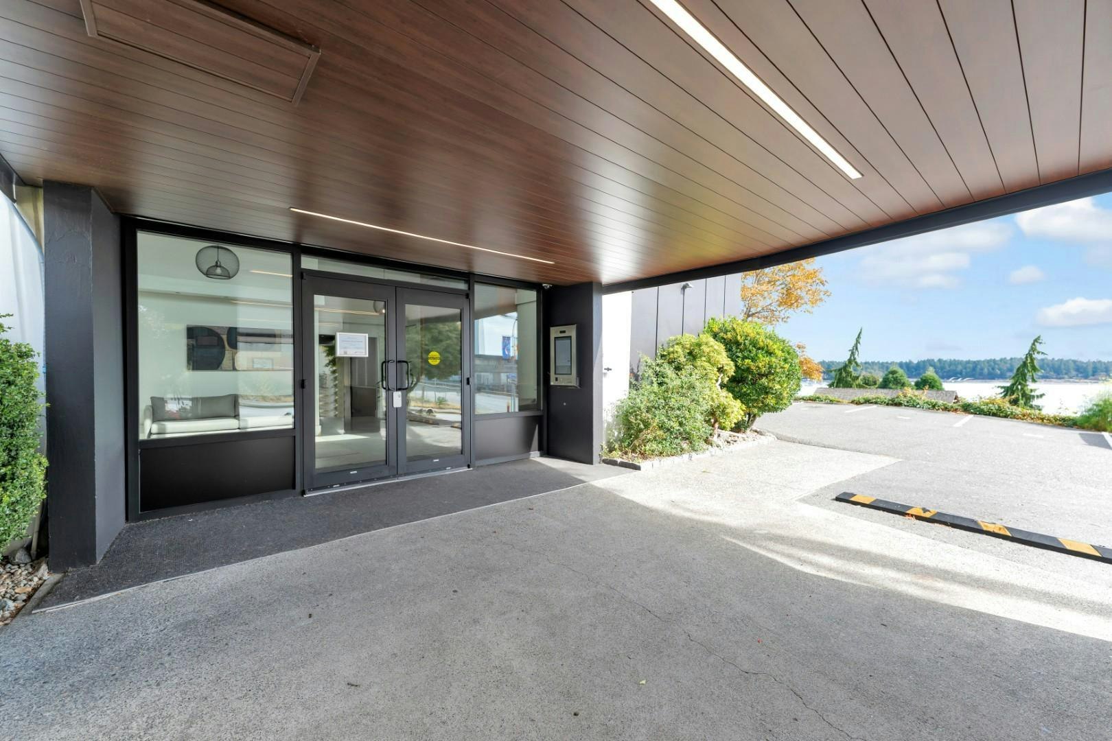 0601-1 Chapel Street, Nanaimo, BC, V9R 5H1 - 12